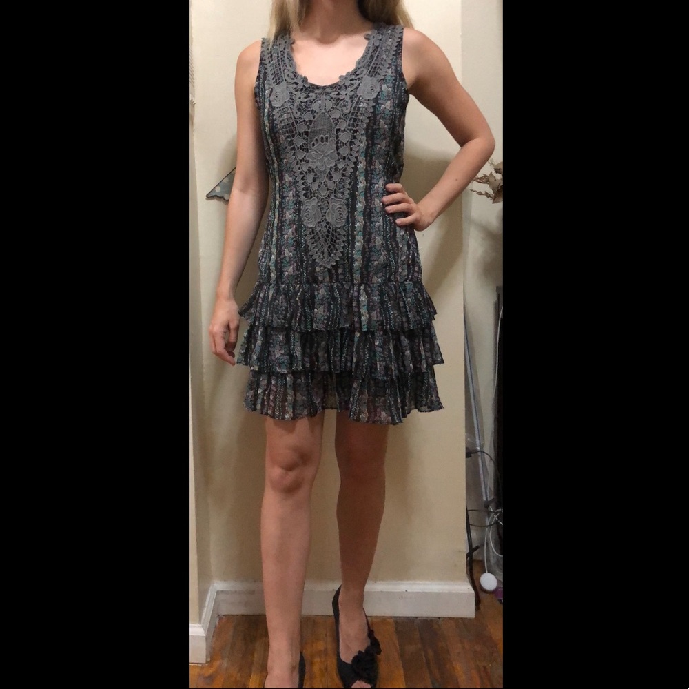Dillard’s 20’s-inspired sheath dress